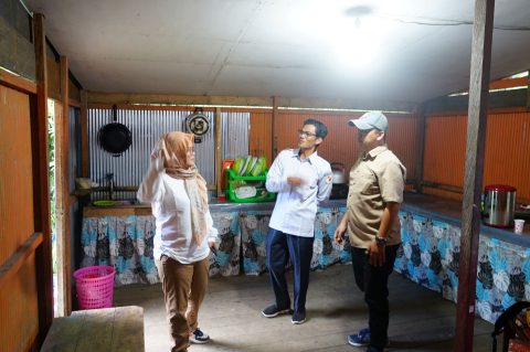 KUNJUNGAN 1